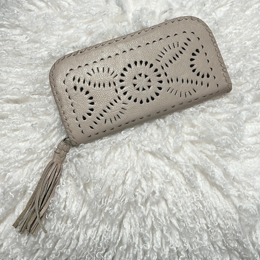 Cleobella Wallet
